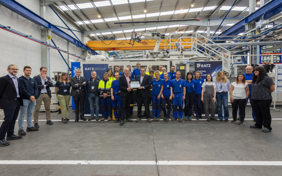 Jaguar Land Rover Presents the JLRQ Award to BATZ Artea